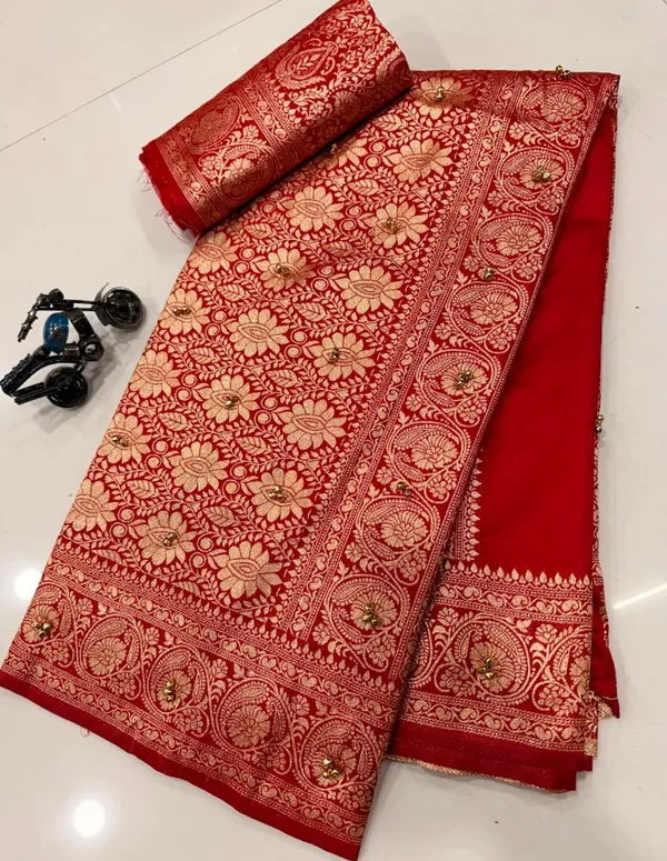 Red_Cotton_Silk_Zari_Woven_Saree_For_Women