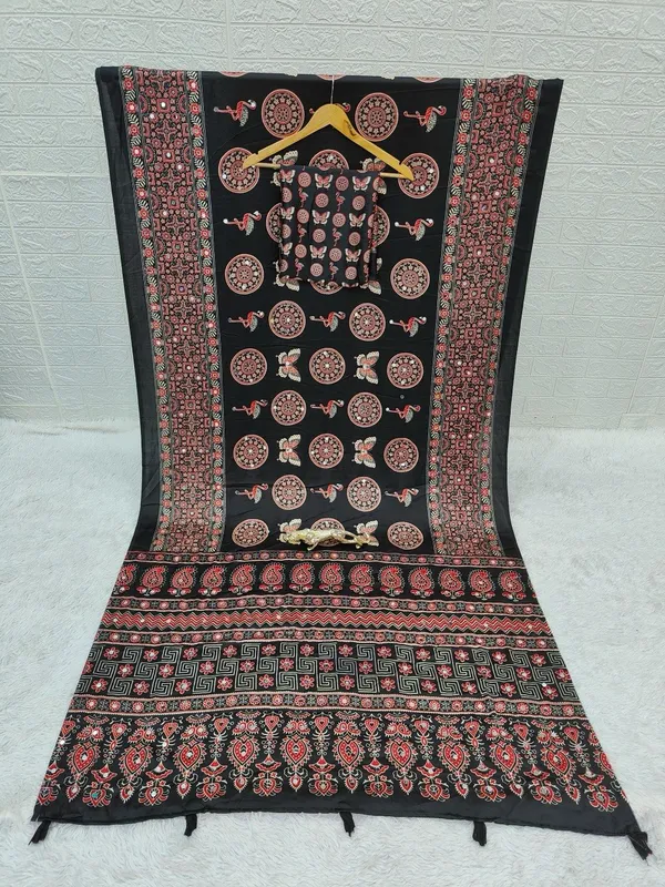 Black_Satin_Silk_Printed_Saree_For_Women