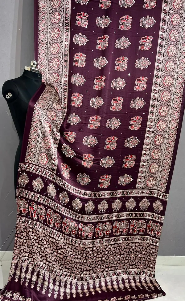 Purple_Satin_Silk_Printed_Ethnic_Saree_For_Women