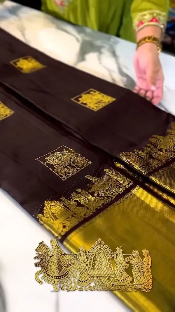 Brown_Banarasi_Soft_Silk_Woven_Traditional_Saree_For_Women