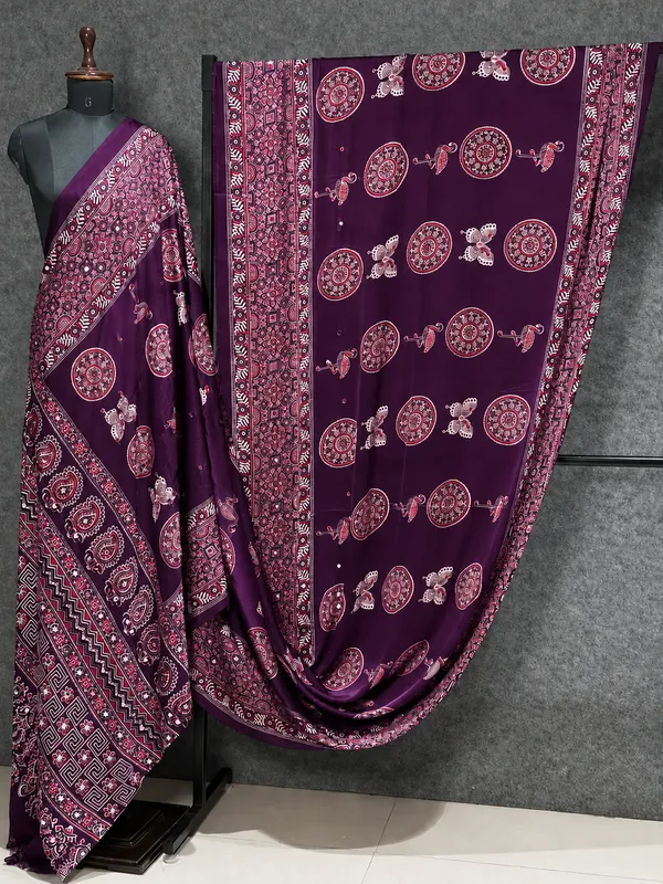 Maroon_Satin_Silk_Printed_Saree_For_Women