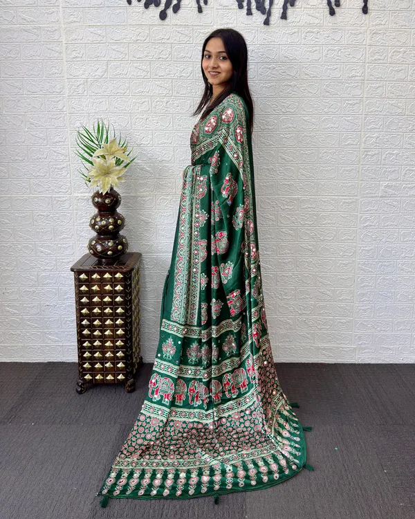 Green_Satin_Silk_Printed_Ethnic_Saree_For_Women