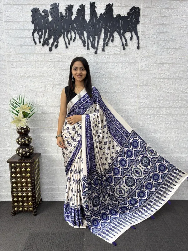 White_Satin_Silk_Printed_Saree_For_Women