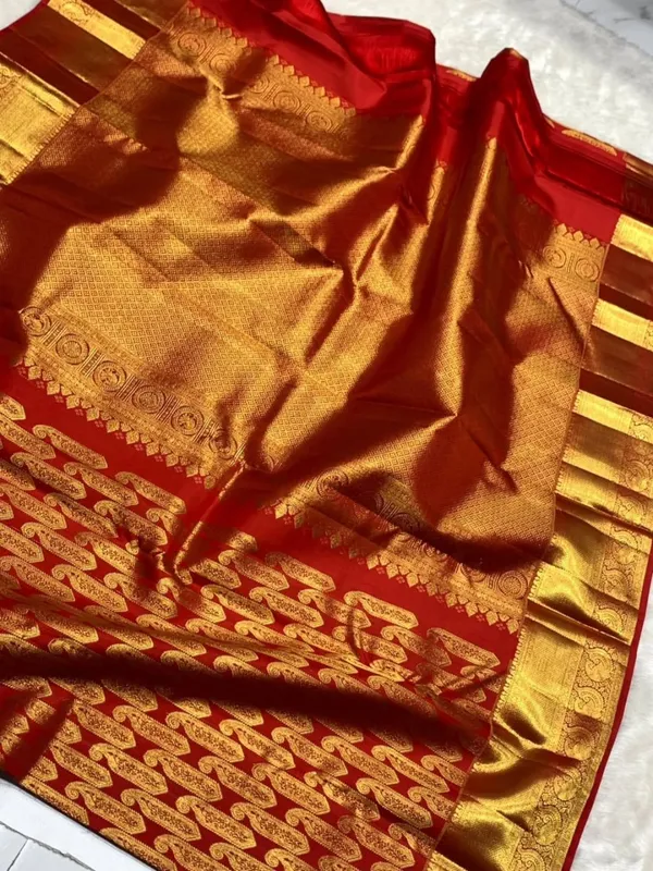 Red_Banarasi_Soft_Silk_Zari_Woven_Saree_For_Women