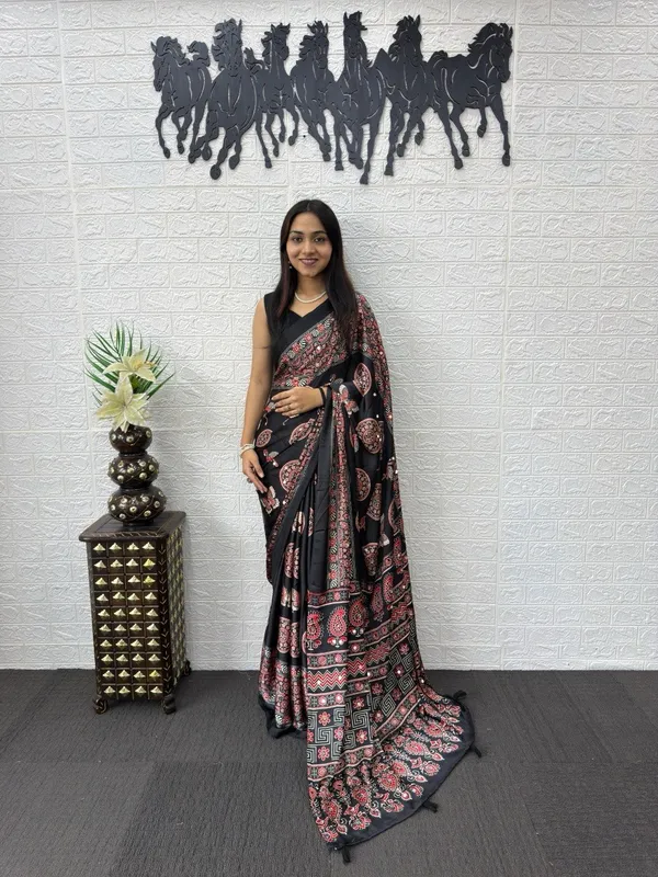 Black_Satin_Silk_Printed_Saree_For_Women