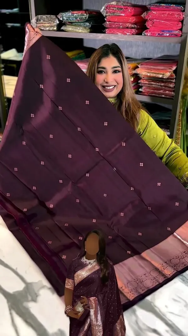 Maroon_Banarasi_Soft_Silk_Woven_Traditional_Saree_For_Women