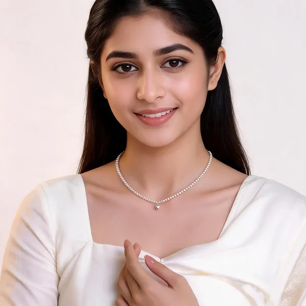 Pearl_Necklace_For_Women_Dainty_Heart_Strand_Minimalist_Collarbone_Chain
