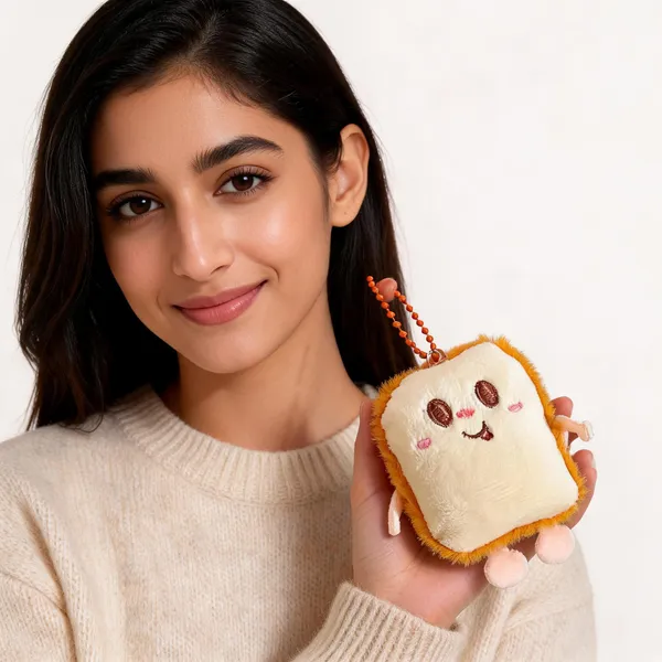 Golden_Crust_Smiling_Toast_Plush_Bag_Charm
