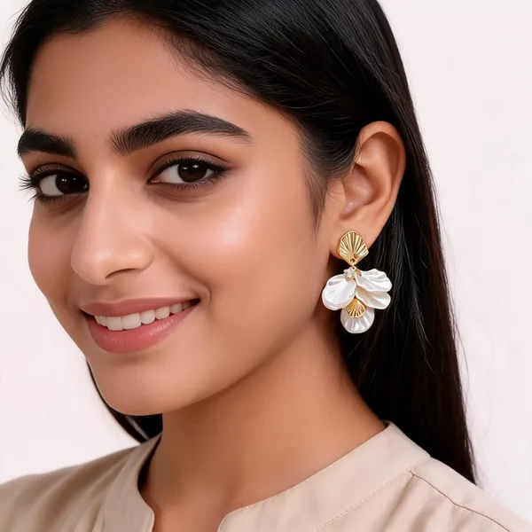 Pearl_Aura_Cascading_Shell_Petal_Earrings