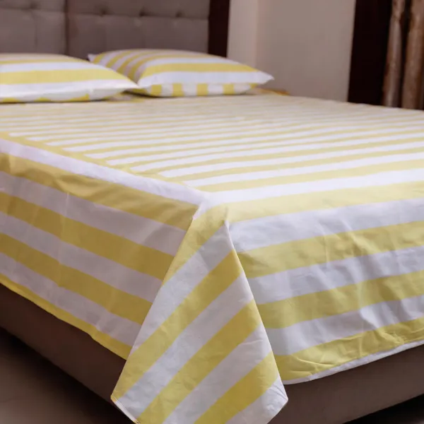 Yellow_&_White_Fine_Cotton_King_Size_Bedlinen_For_Home_&_Decor