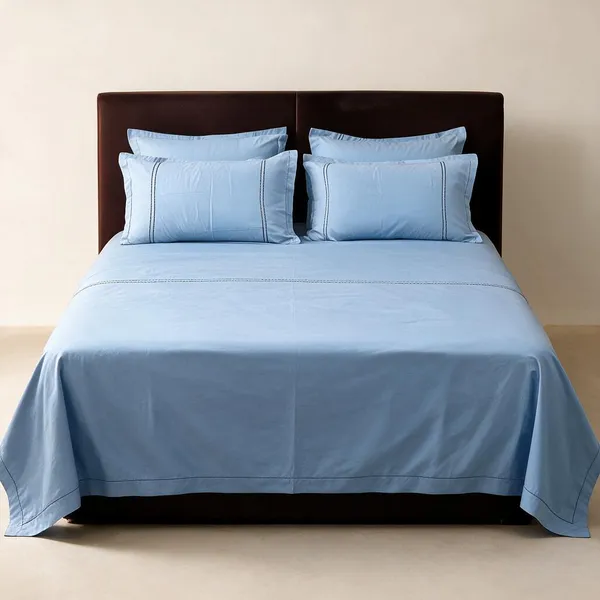 Sky_Blue_Fine_Cotton_King_Size_Bedlinen_For_Home_&_Decor