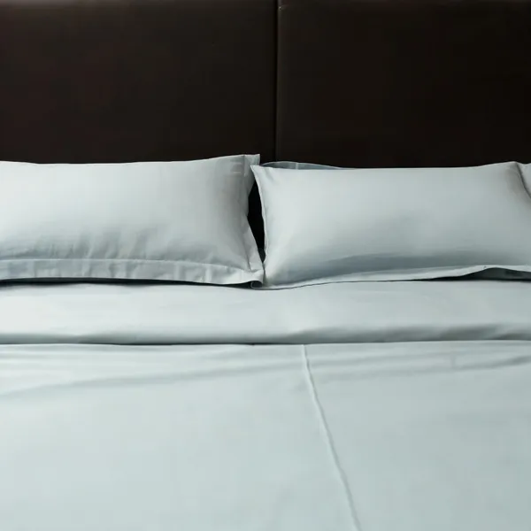 Gray_Fine_Cotton_King_Size_Bedlinen_For_Home_&_Decor