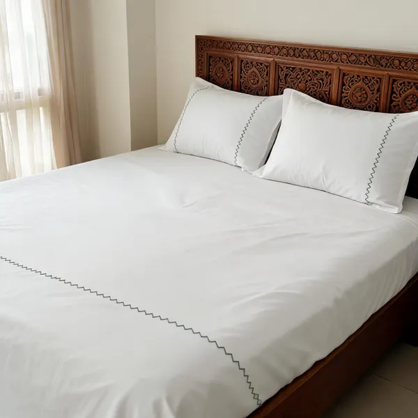 Light_Green_Fine_Cotton_King_Size_Bedlinen_For_Home_&_Decor