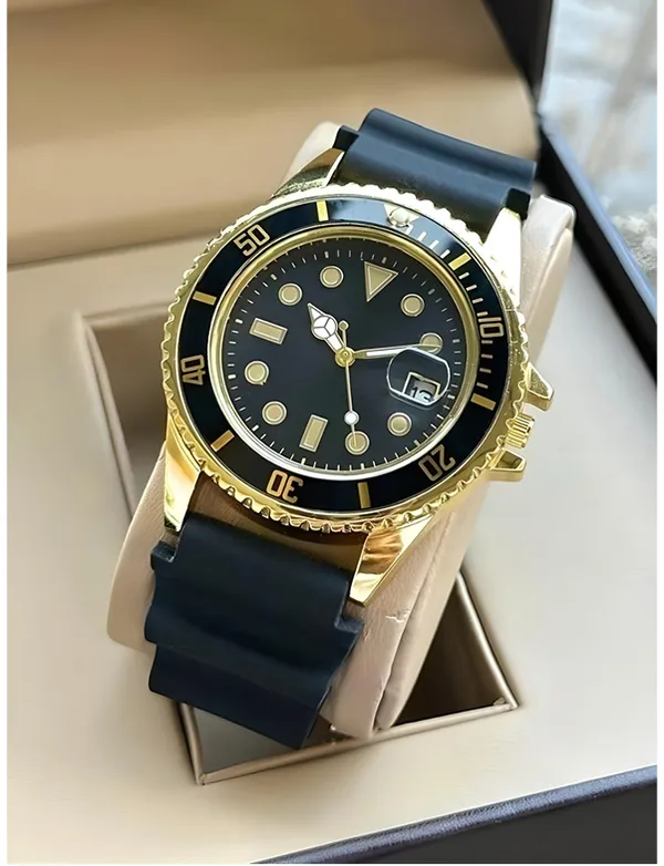 Gold_Silicone_Strap_Diver_Style_Watch_for_Men