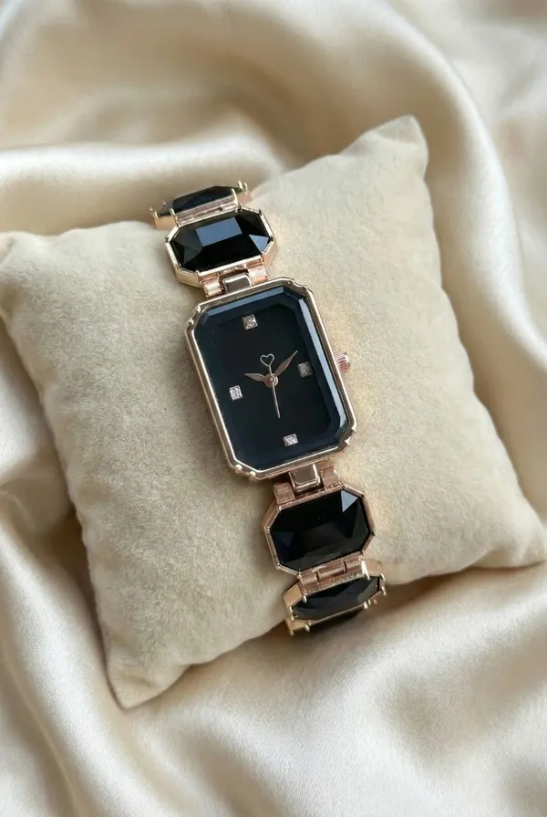 Rose_Gold_Rectangular_Bracelet_Watch_for_Women