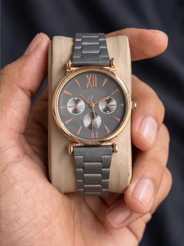 Black_Metal_Multidial_Watch_for_Adults