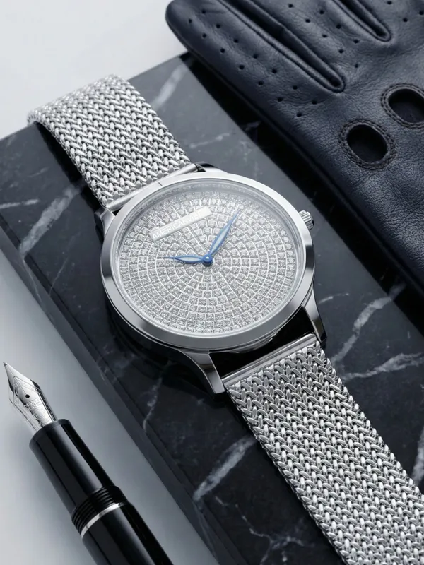Silver_Mesh_Strap_Luxury_Watch