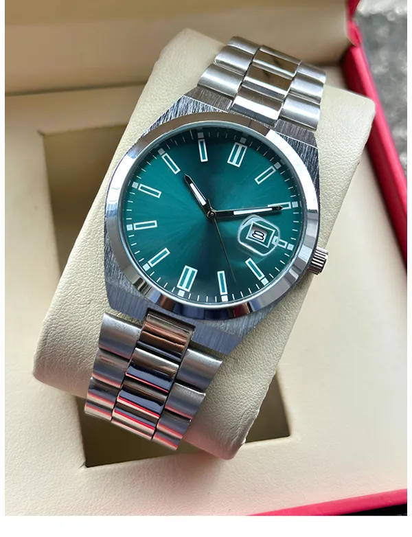 Silver_Metal_Bracelet_Analog_Watch_for_Men