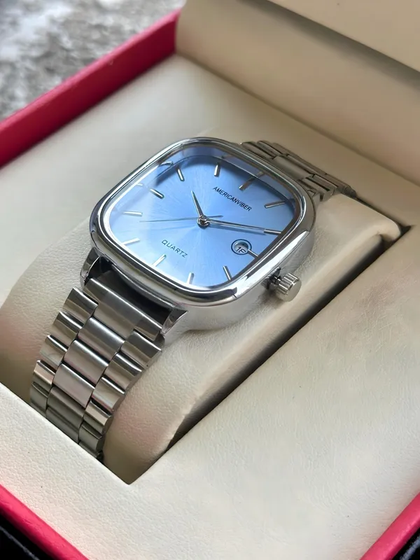 Silver_Metal_Square_Dial_Watch_For_Adults