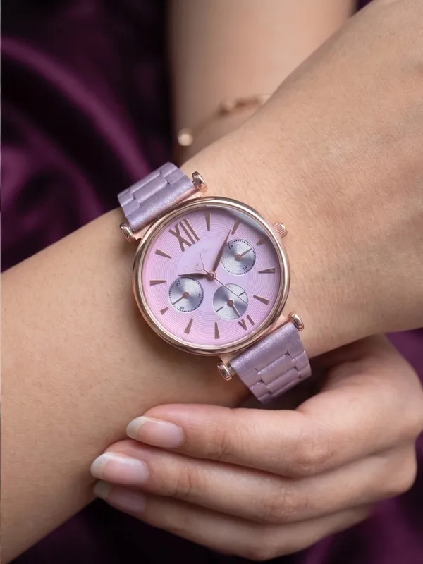 Pink_Metal_Analog_Wristwatch_for_Women