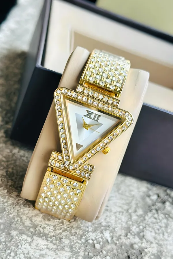 Gold_Tone_Crystal_Embellished_Analog_Watch_for_Women