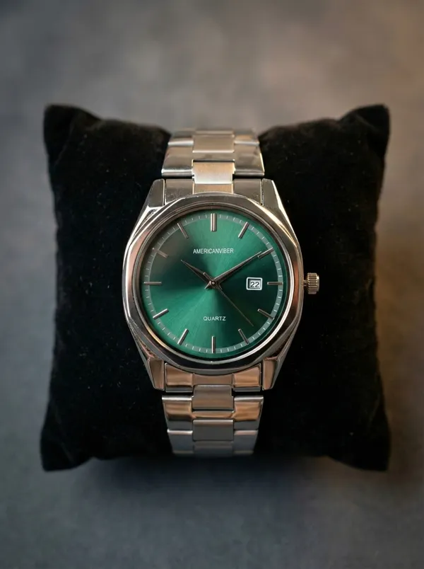 Silver_Tone_Green_Dial_Analog_Watch_for_Adults