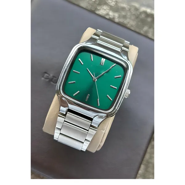 Green_Metal_Analog_Watch_for_Adults