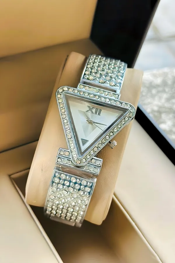 Silver_Crystal_Embellished_Analog_Watch_for_Women