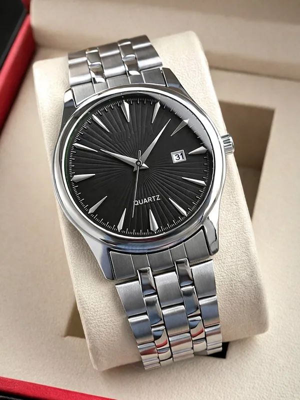 Silver_Metal_Analog_Watch_for_Men
