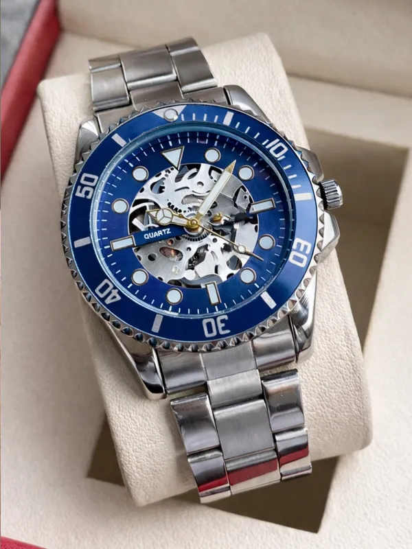 Silver_Metal_Quartz_Analog_Watch_for_Men