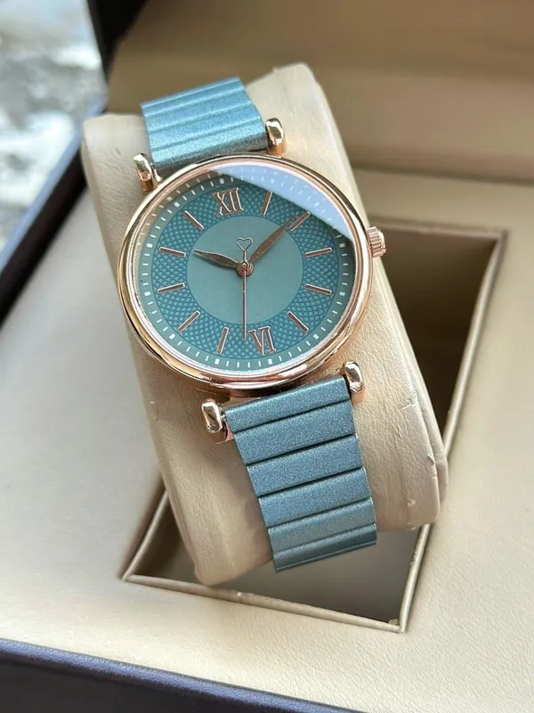 Blue_Metal_Analog_Watch_for_Women
