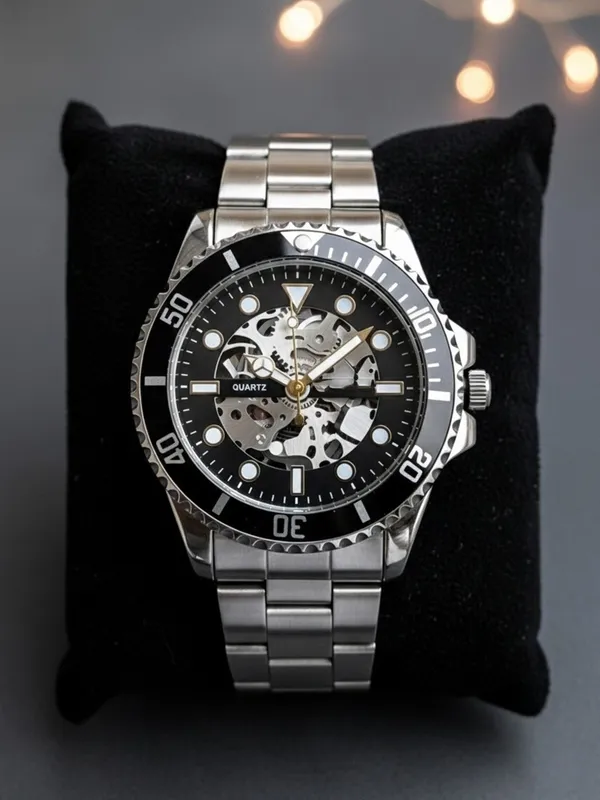Silver_Metal_Skeleton_Dial_Analog_Watch_for_Men