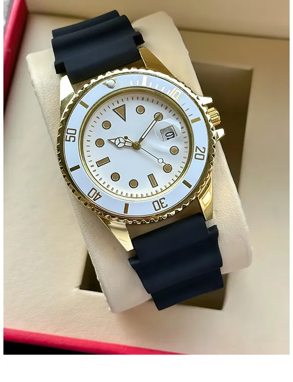 Gold_Silicone_Analog_Watch_for_Men