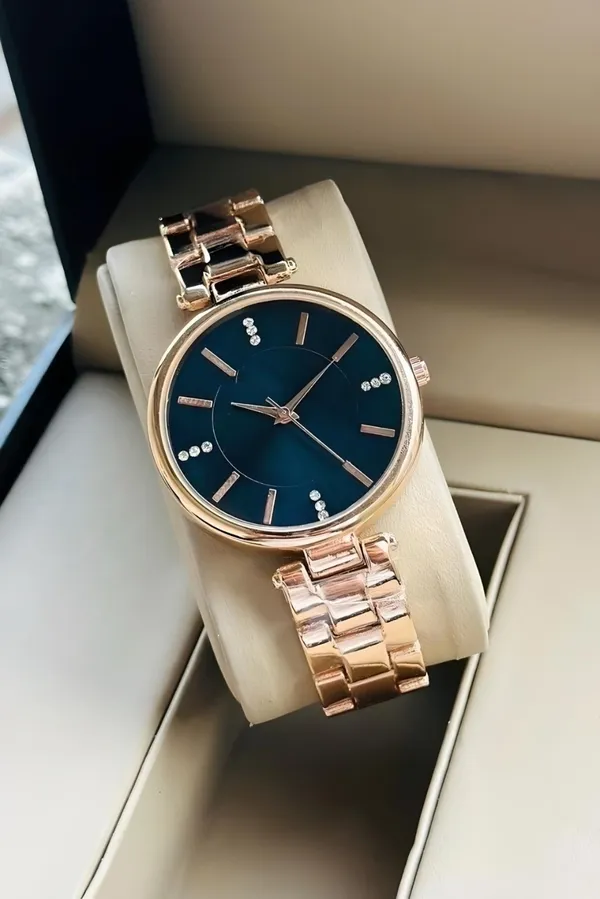 Gold_Tone_Metal_Analog_Watch_for_Women