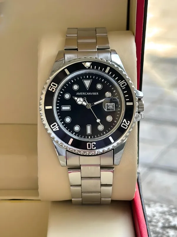 Silver_Metal_Analog_Watch_for_Men