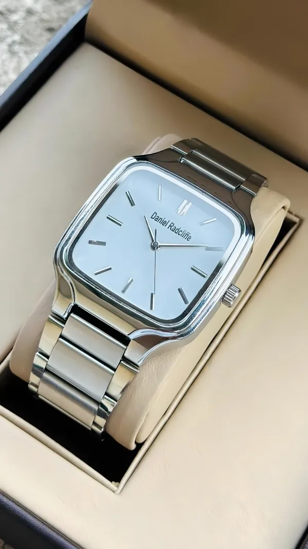 Silver_Tone_Square_Dial_Analog_Wrist_Watch