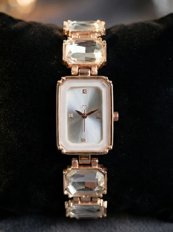 Rose_Gold_Rectangular_Bracelet_Watch_For_Women