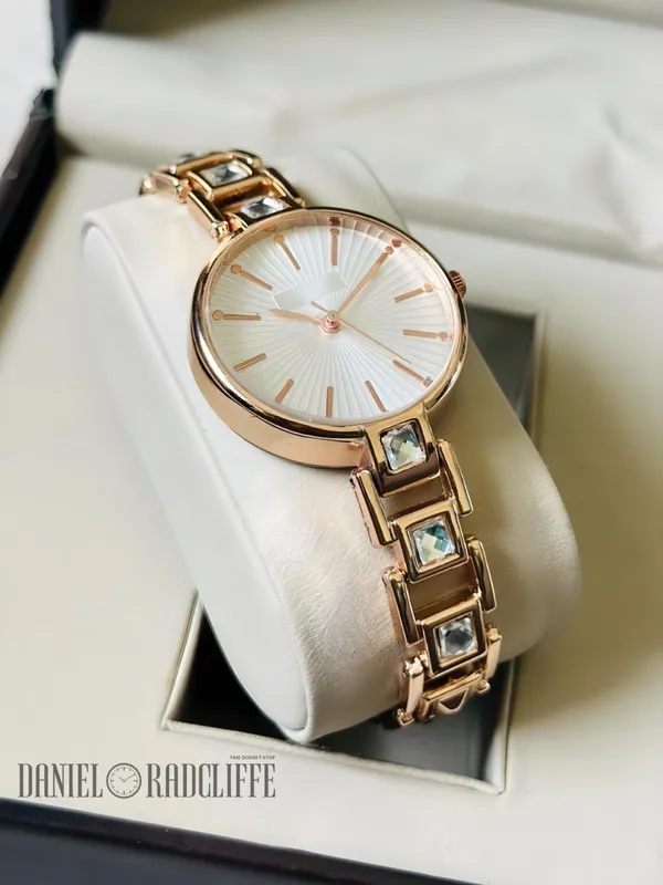 Gold_Tone_Analog_Bracelet_Watch_for_Women