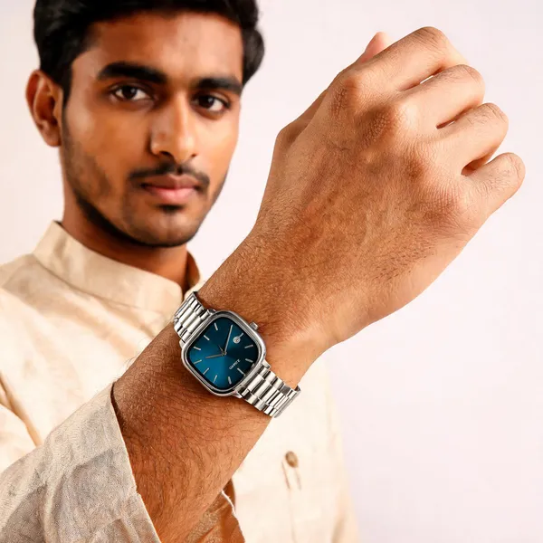 Silver_Metal_Bracelet_Square_Analog_Watch_For_Adults
