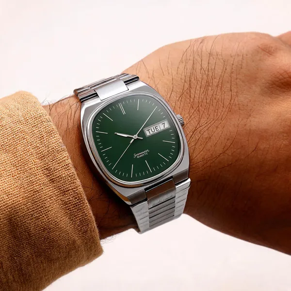 Silver_Stainless_Steel_Green_Dial_Day_Date_Quartz_Watch_For_Men