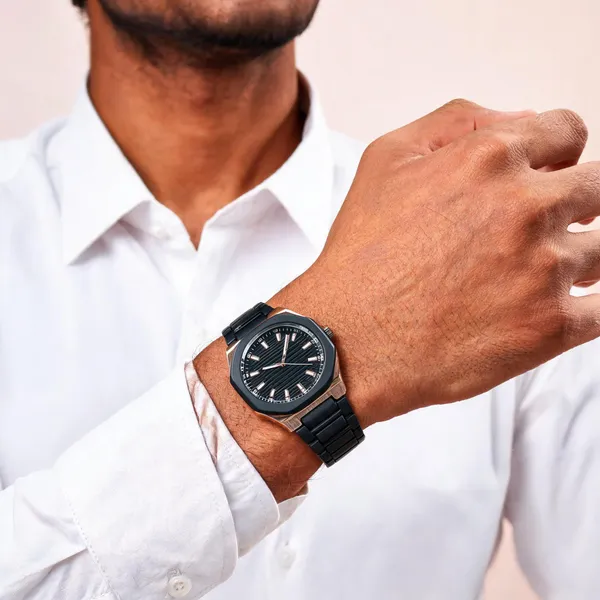 Black_Metal_Analog_Watch_For_Men