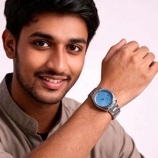 Silver_Stainless_Steel_Sky_Blue_Dial_Metal_Bracelet_Analog_Watch_For_Men