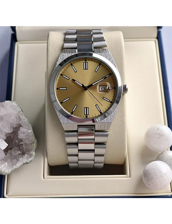 Silver_Metal_Gold_Dial_Analog_Watch_for_Men