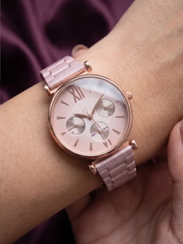 Rose_Gold_Metal_Analog_Watch_for_Women