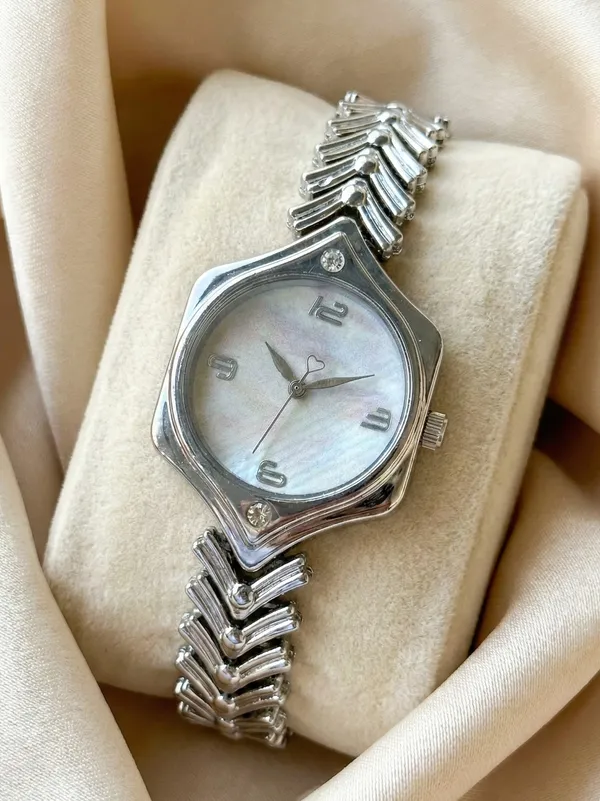 Silver_Bracelet_Watch_for_Women