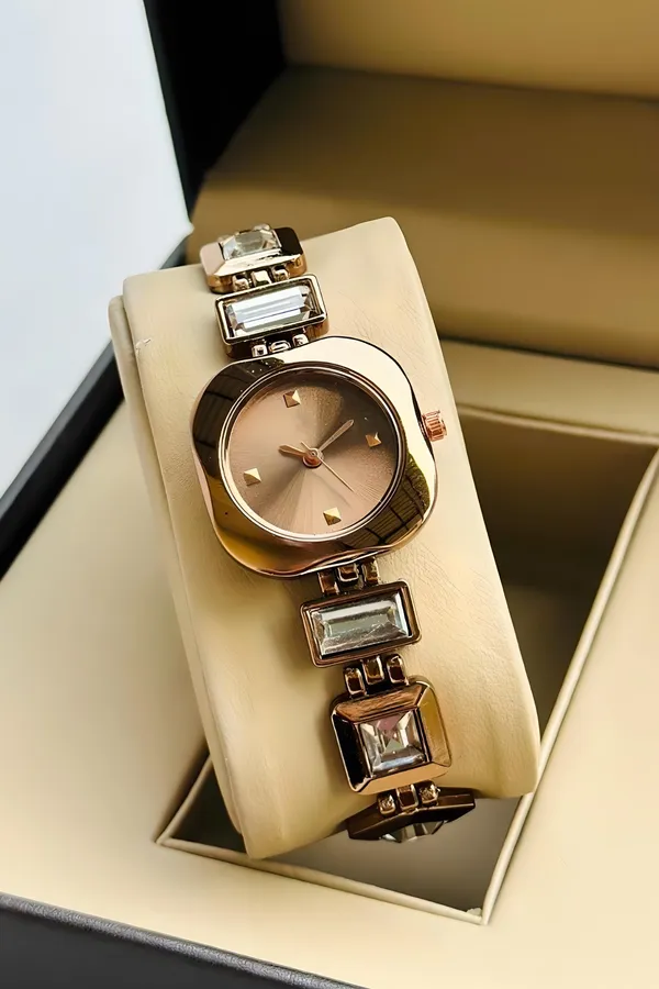 Rose_Gold_Analog_Bracelet_Watch_for_Women