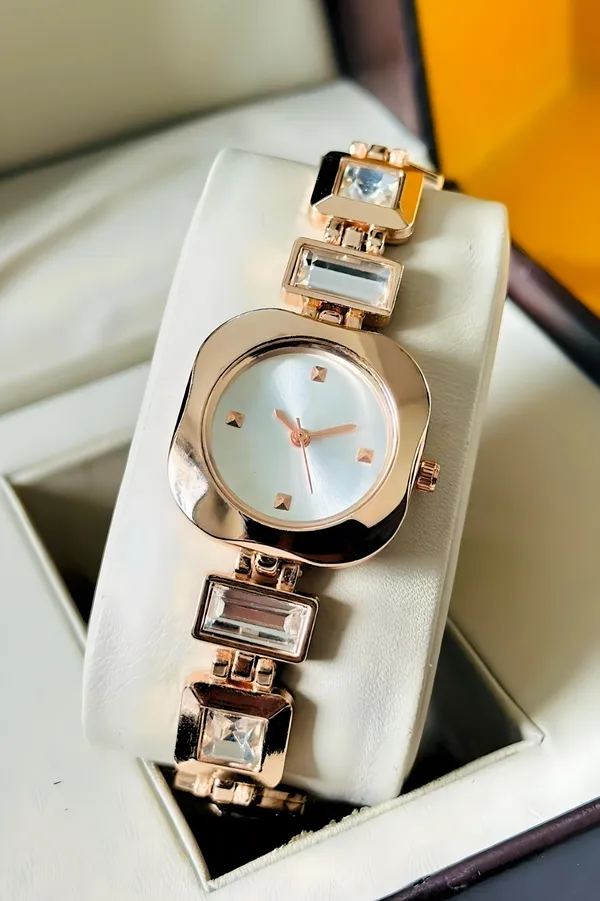 Rose_Gold_Analog_Bracelet_Watch_for_Women