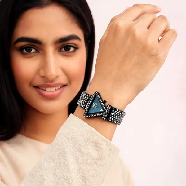 Black_Stainless_Steel_Embellished_Triangle_Dial_Analog_Watch_For_Women