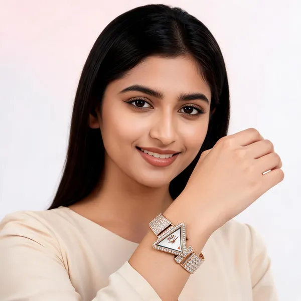 Rose_Gold_Stainless_Steel_Crystal_Triangle_Dial_Analog_Watch_For_Women