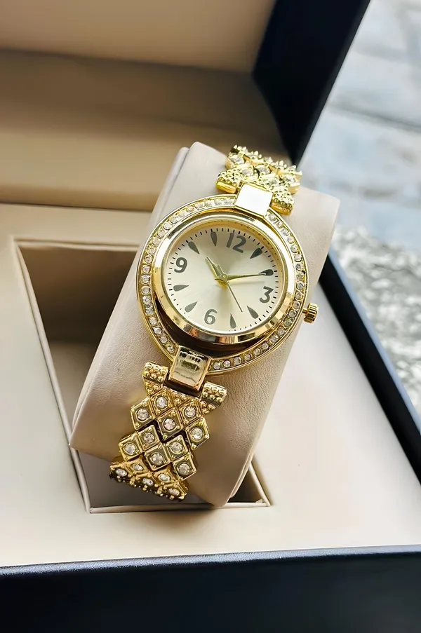 Gold_Tone_Embellished_Analog_Bracelet_Watch_for_Women
